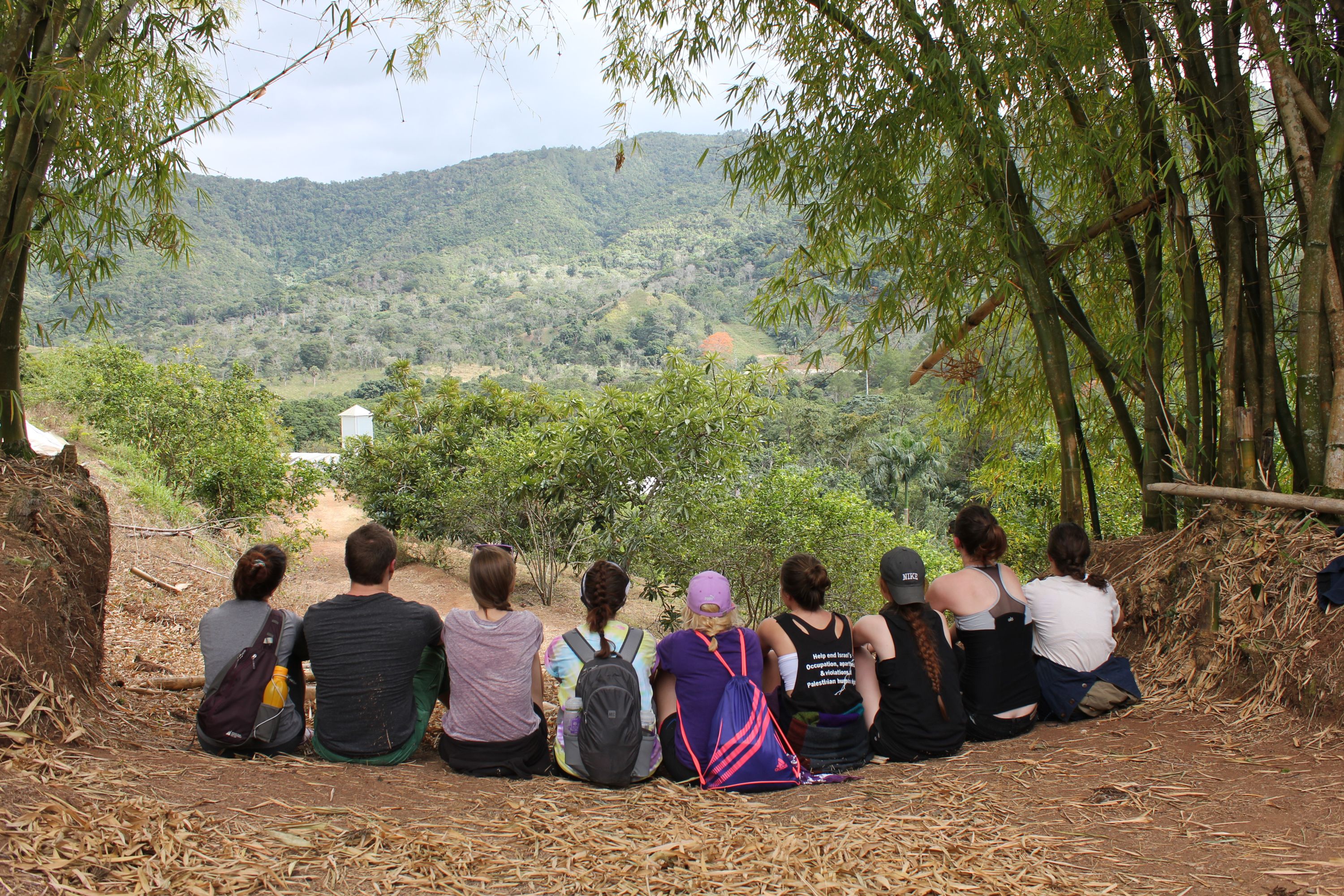 (Image: Students at an organic farm in Dominican Republic)