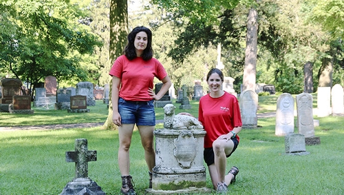 King's Thanatology graduate helps restore tombstones