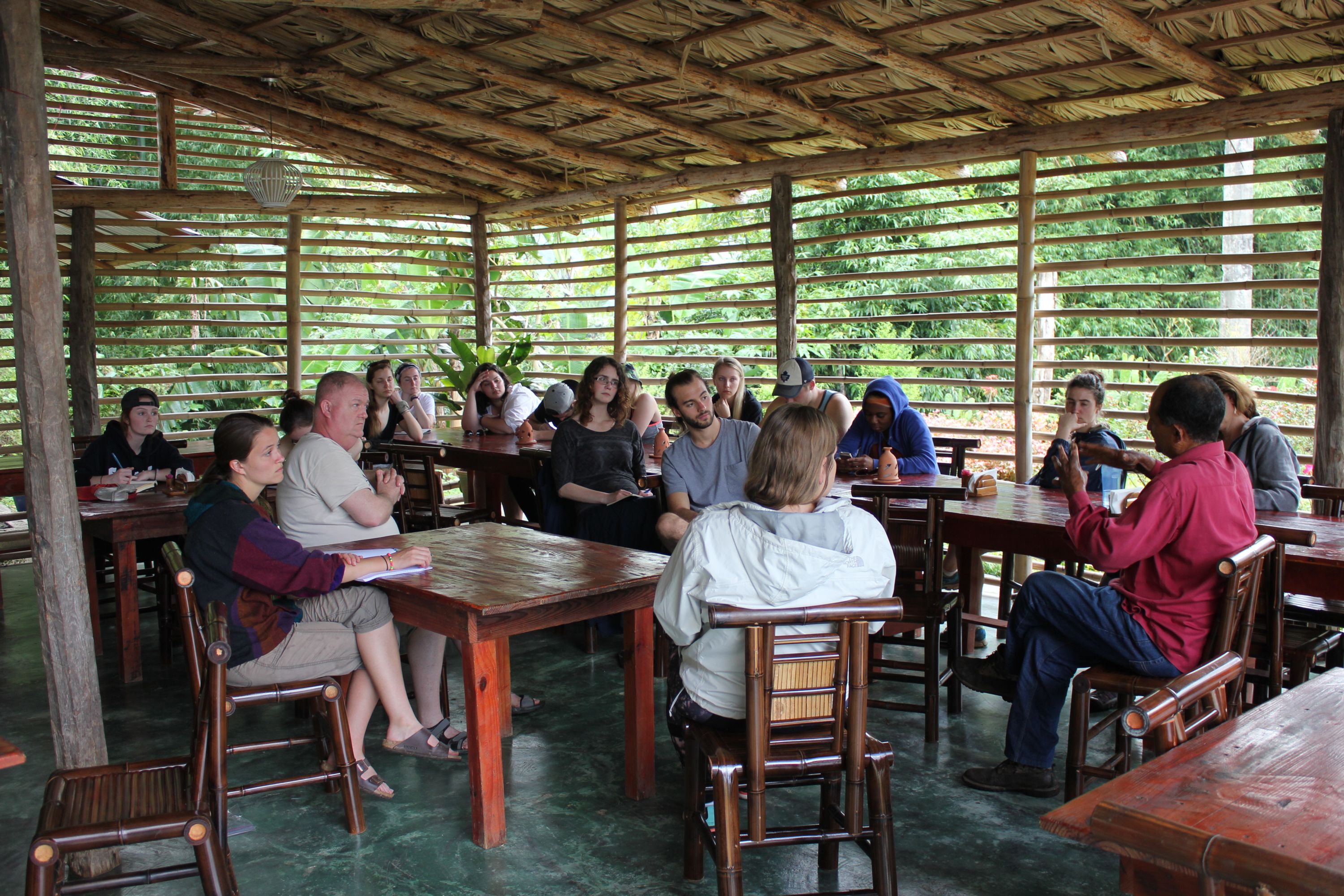 (Image: Students at Rio Blanco)