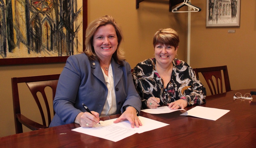 New partnership gives Durham Catholic grads pre-admission to King's