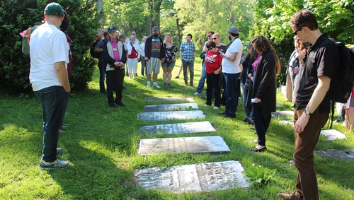 King's Alumni take historical sites tour