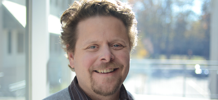 Ben Muller presents chapter on border technologies at EastBorderNet conference