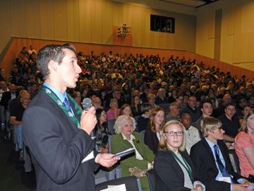 LCN: Rivals pepper Brown at King’s debate