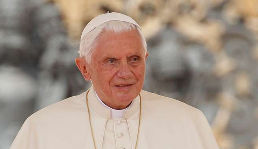 King's joins world in mourning Pope Emeritus, Benedict XVI