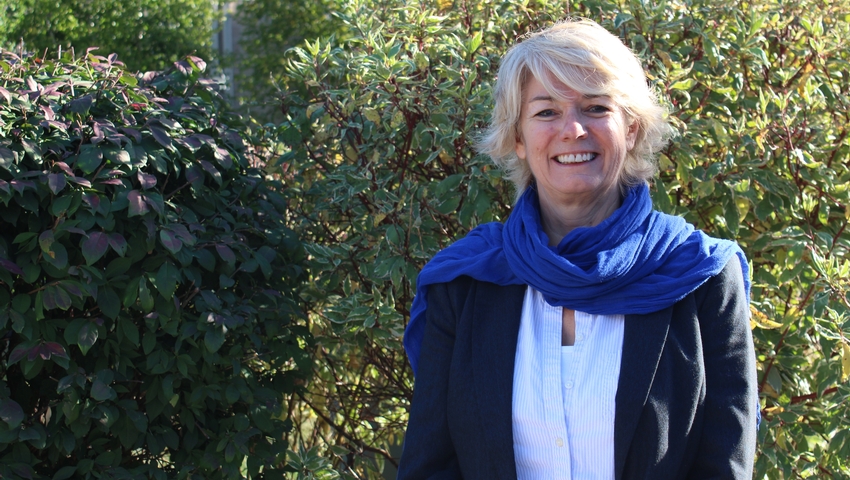 Dr. Renée Soulodre-La France