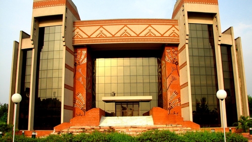 King's Professor, Dr. Anisha Datta, teaches doctoral students in India