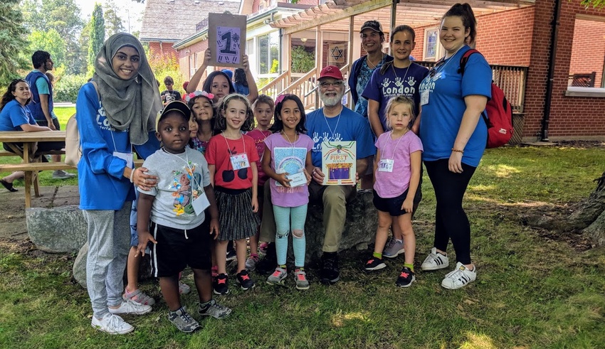 Camp teaches children about the Abrahamic faith tradition