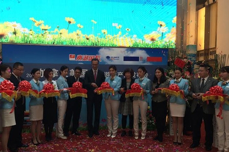 King's partners with London International Education Centre's President Lily Wang, Brescia and the LDCSB to create new 2+1+4 Program for Chinese Students